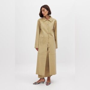 Chic Beige Women's Trench Coat